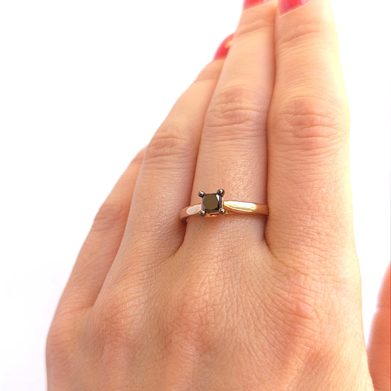 Gredzens ar briljantu 0.48ct Kolje