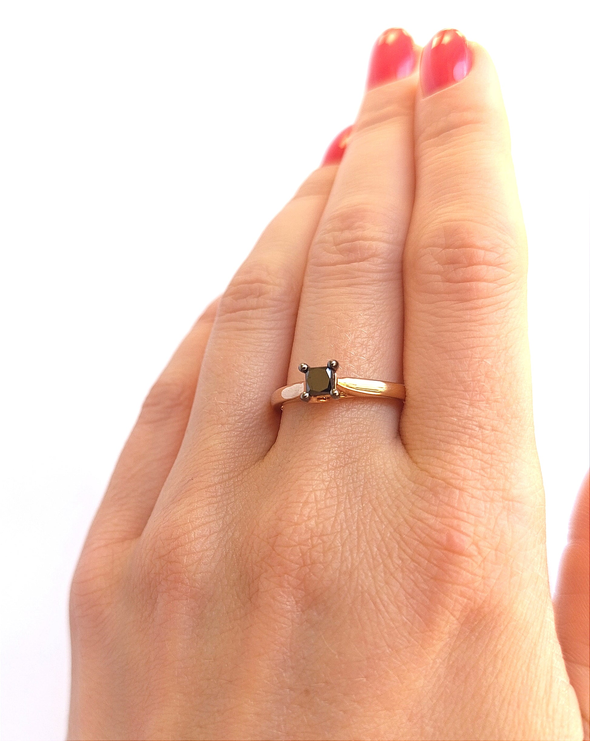 Gredzens ar briljantu 0.48ct Kolje
